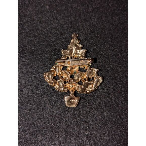 Vintage Christmas Tree Gold tone Green Enamel with Rhinestones Brooch/Pin - Picture 2 of 4